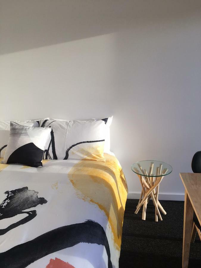 Port Lincoln Shark Apartment 1 エクステリア 写真