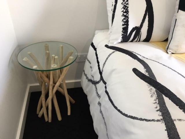 Port Lincoln Shark Apartment 1 エクステリア 写真