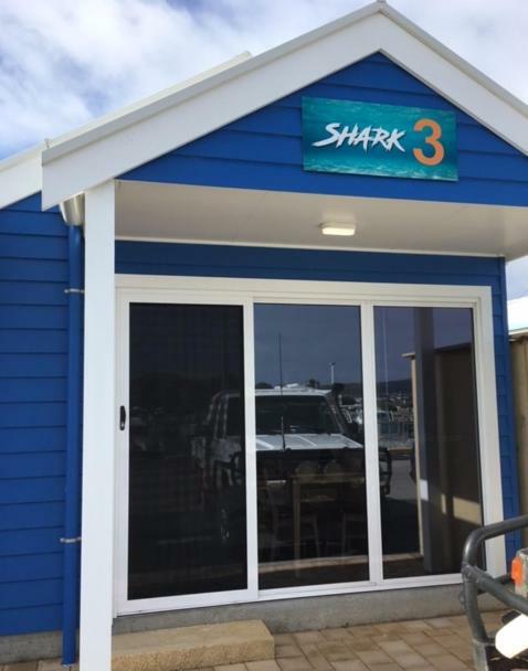 Port Lincoln Shark Apartment 1 エクステリア 写真
